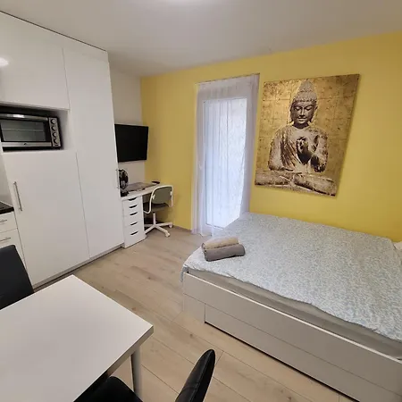 Center Downtown With Balcony Erlach - Self Checkin 아파트 취리히