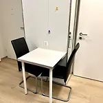 Center Downtown With Balcony Erlach - Self Checkin Апартаменты Цюрих